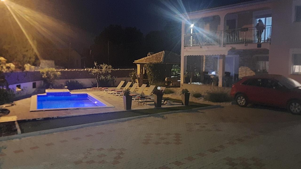Apartments Katarina Πόρετς Εξωτερικό φωτογραφία