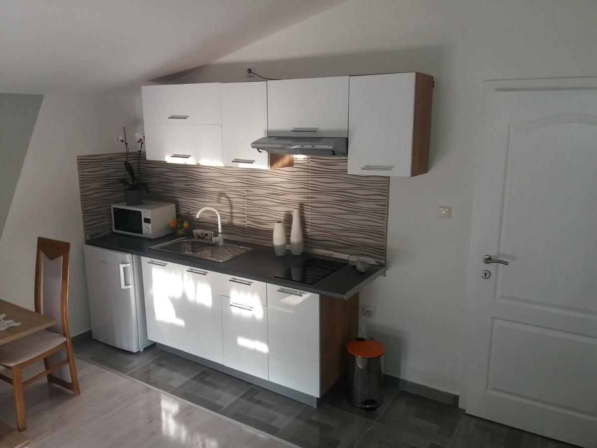 Apartments Katarina Πόρετς Εξωτερικό φωτογραφία